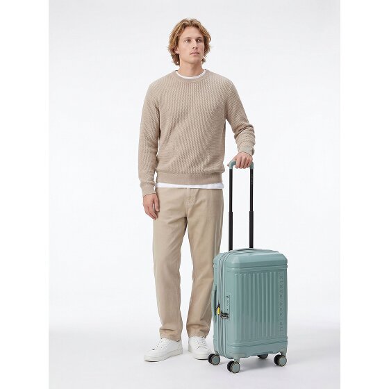 Delsey Paris Lutece 4 wheels Cabin suitcase 55 cm Expandable