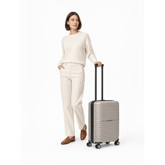 Stratic Shine 4 wheels Cabin suitcase 55 cm