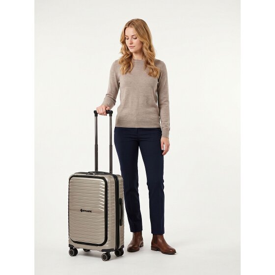 Stratic Bright + 4 wheels Cabin suitcase 55 cm Laptop compartment
