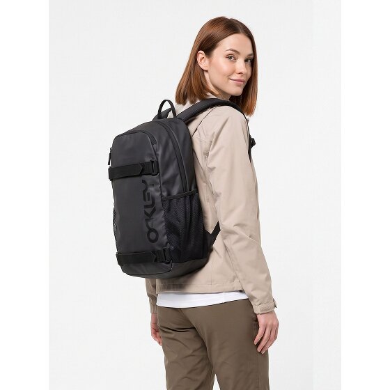 Oakley Freshman Skate Daypack 52 cm Laptop compartment