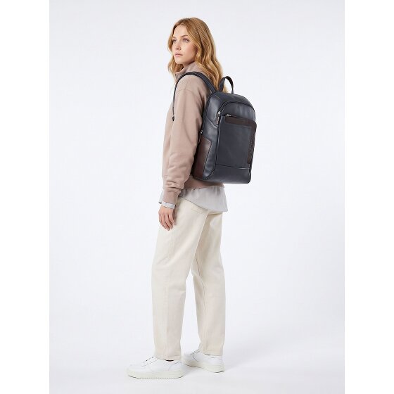 Piquadro Daypack Genuine Leather 39 cm Laptop compartment