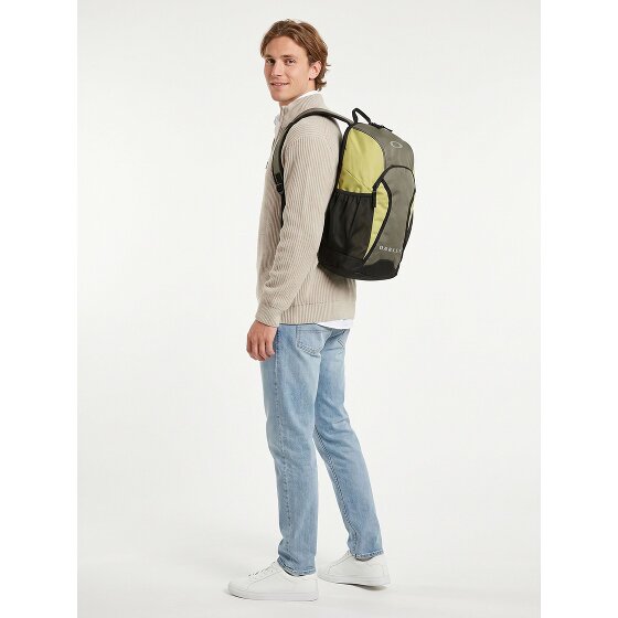 Oakley Spark Lite Daypack 42 cm Laptop compartment