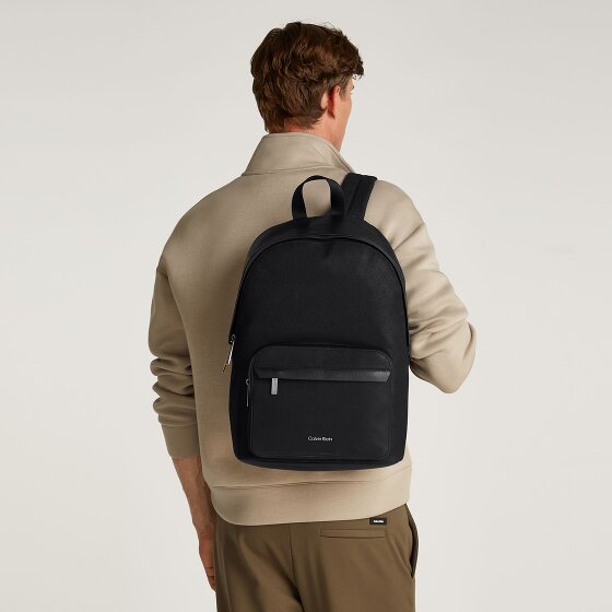 Calvin Klein CK Must Daypack 41 cm Laptop compartment