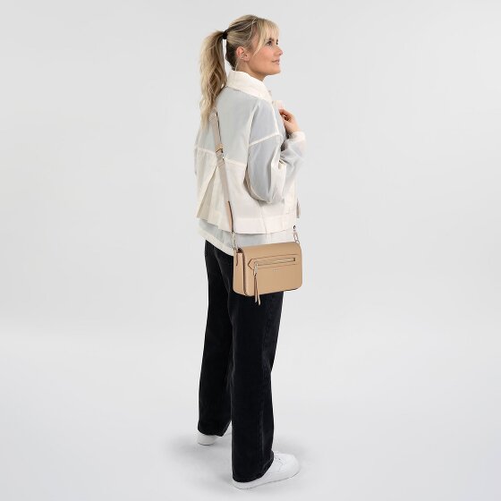 DKNY Bryant Ave Shoulder bag Leather 22 cm