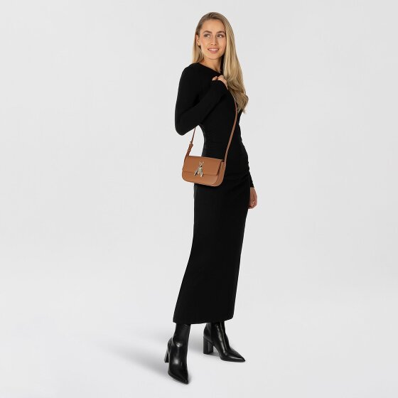Patrizia Pepe Essential Fly Shoulder Bag Leather 22 cm