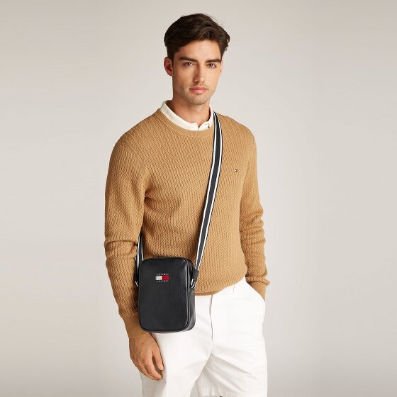 Tommy Hilfiger Jeans TJM City Mini Bag Shoulder Bag 16 cm Tommy Hilfiger Jeans TJM City Mini Bag Shoulder Bag 16 cm