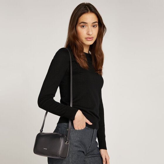 Calvin Klein Ck Refine Mini Bag Shoulder Bag 18.5 cm