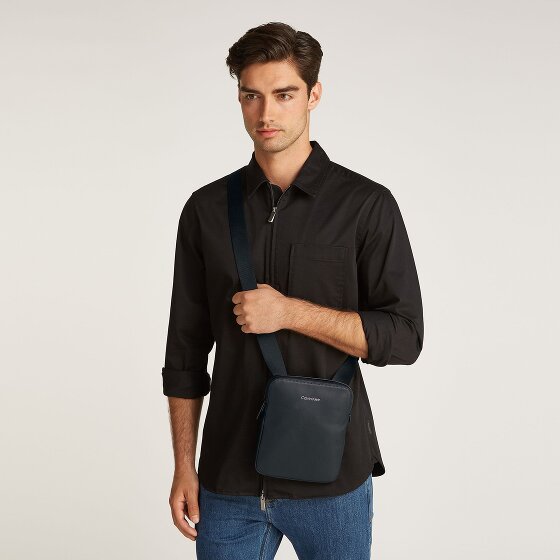 Calvin Klein CK Must Mini Bag Shoulder Bag 18 cm