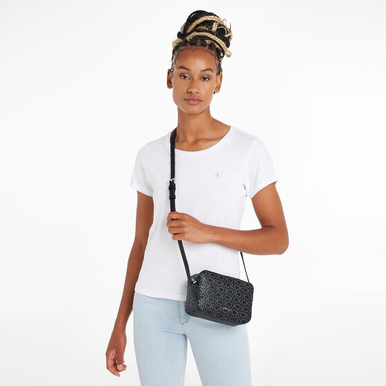 Calvin Klein Ck Must Mini Bag Shoulder Bag 17 cm