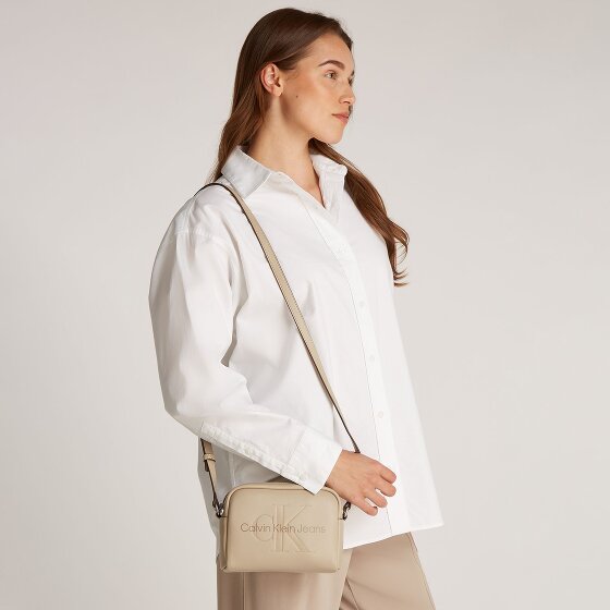 Calvin Klein Jeans Sculpted Mini Bag Shoulder Bag 18 cm