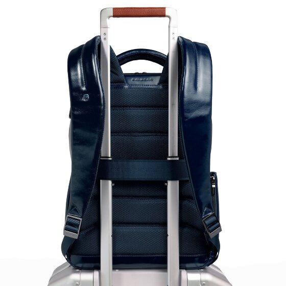 Piquadro Blue Square Daypack Leather 29 cm Laptop compartment