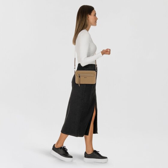 DKNY Bryant Ave Shoulder bag Leather 22 cm