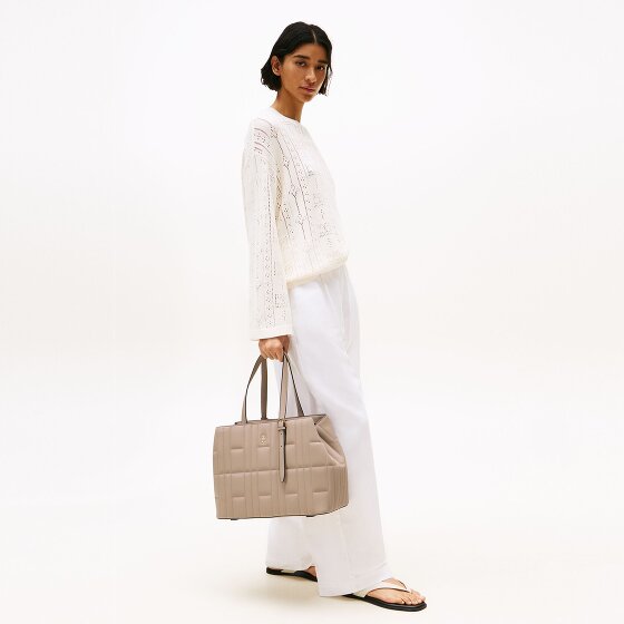 Tommy Hilfiger Feminine Shopper Bag 38 cm