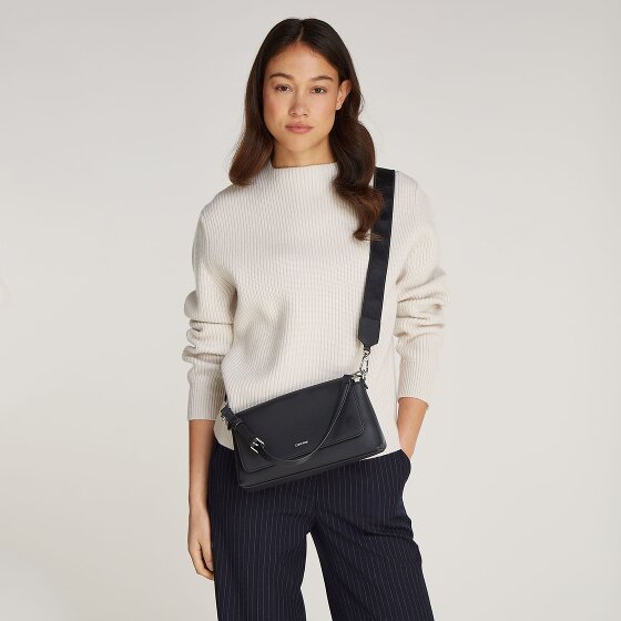 Calvin Klein Ck Must Shoulder Bag 27 cm