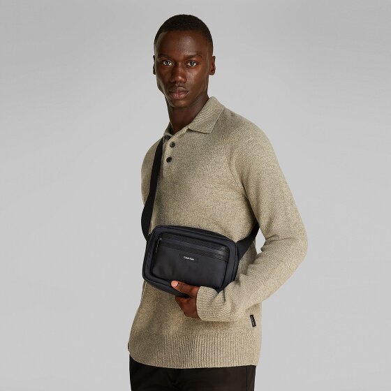 Calvin Klein CK Essential Shoulder bag 21 cm