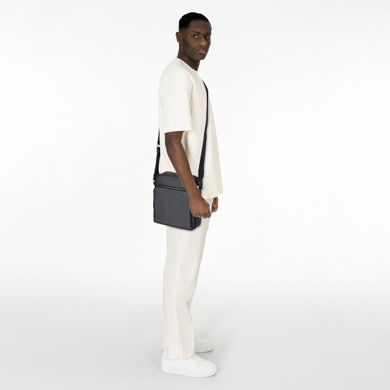 Boss New Crosstown Shoulder bag Leather 24 cm