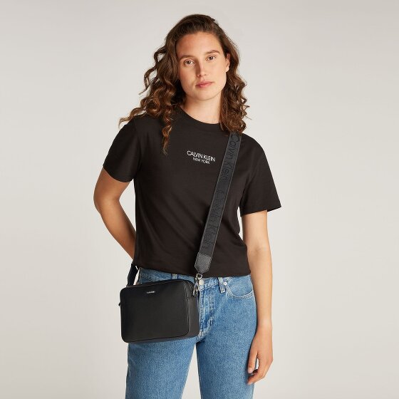 Calvin Klein CK Must Shoulder bag 21.5 cm