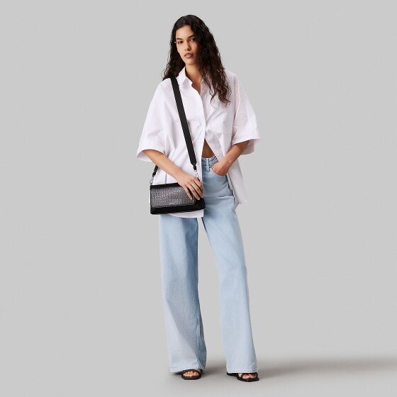 Calvin Klein CK Must Shoulder Bag 26.5 cm