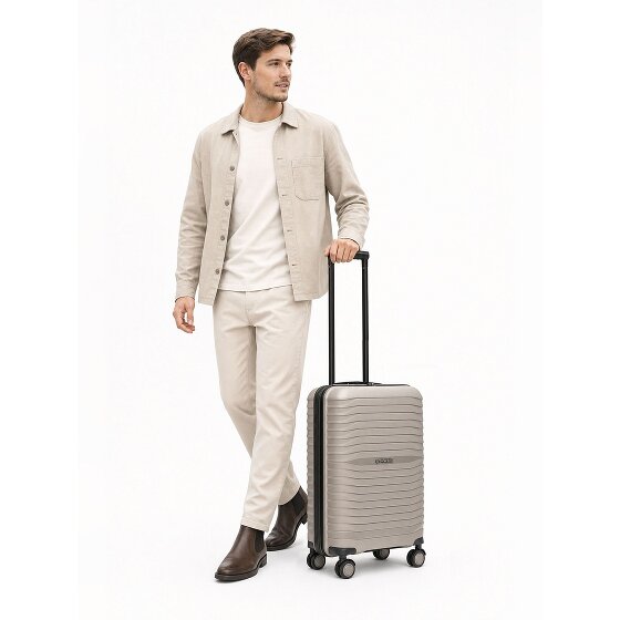 Stratic Shine 4 wheels Cabin suitcase 55 cm