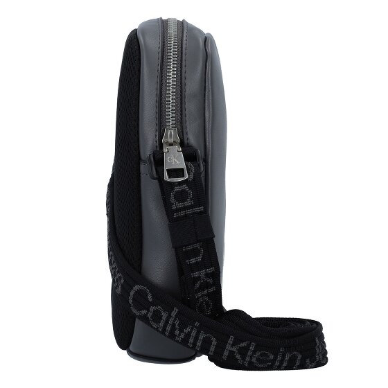 Calvin Klein Jeans Ultralight Shoulder bag 18 cm