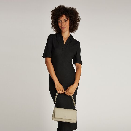 Calvin Klein CK Must Shoulder Bag 27 cm