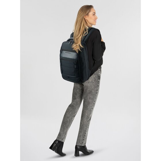 Piquadro Hex travel backpack 41 cm laptop compartment