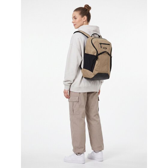 Oakley Enduro 20 L Daypack 43 cm Laptop compartment