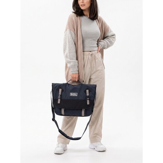Fjällräven Vardag Messenger 39 cm Laptop compartment