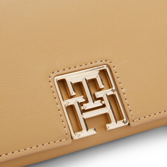 Tommy Hilfiger TH Reset Clutch bag 19 cm