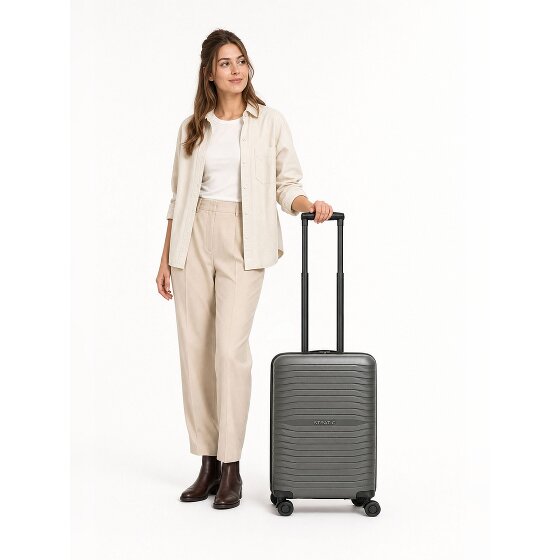Stratic Shine 4 wheels Cabin suitcase 55 cm