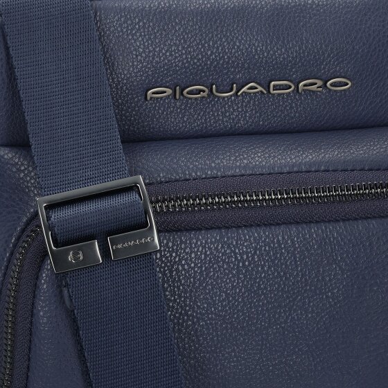 Piquadro Carl Shoulder bag Leather 22 cm