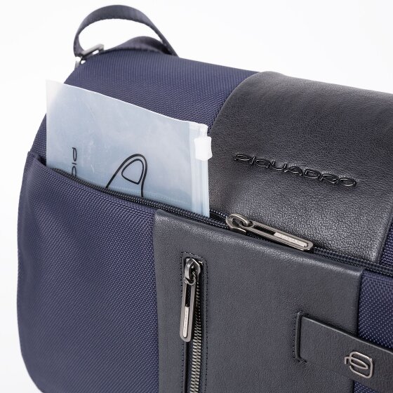 Piquadro Letter Messenger 43 cm laptop compartment