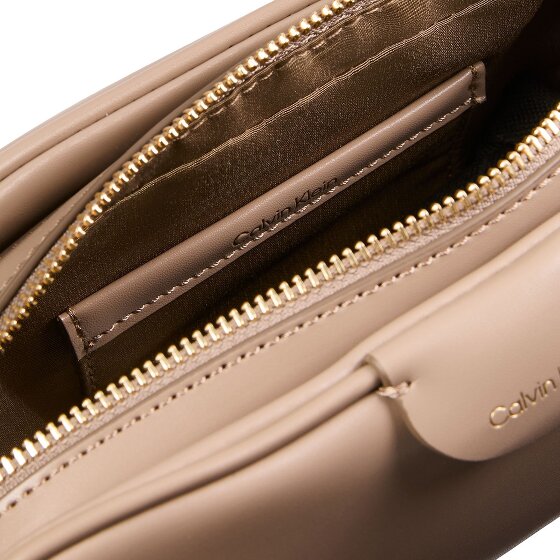 Calvin Klein Embossed Shoulder Bag 24.5 cm