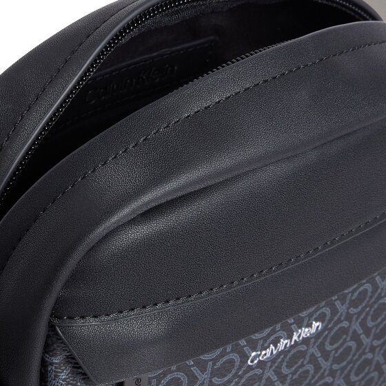Calvin Klein CK Must Shoulder bag S 24 cm