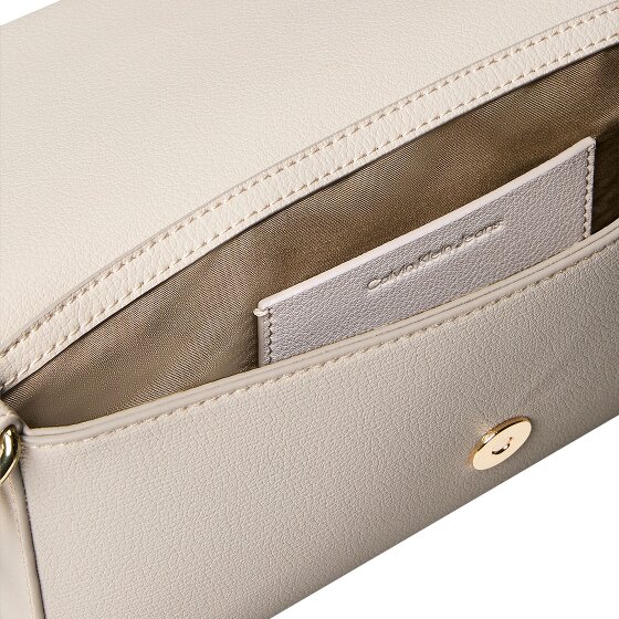 Calvin Klein Minimal Shoulder Bag 26 cm