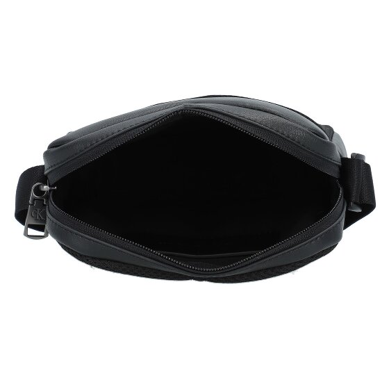 Calvin Klein Jeans Tagged Shoulder bag 18 cm