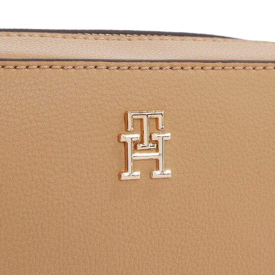 Tommy Hilfiger TH Soft Logo Shoulder bag 18.5 cm