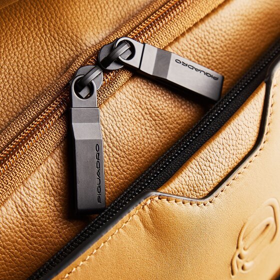 Piquadro Ael Daypack Leather 37 cm Laptop compartment