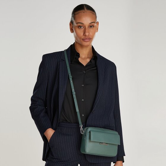 Calvin Klein CK Linear Shoulder bag 20.5 cm