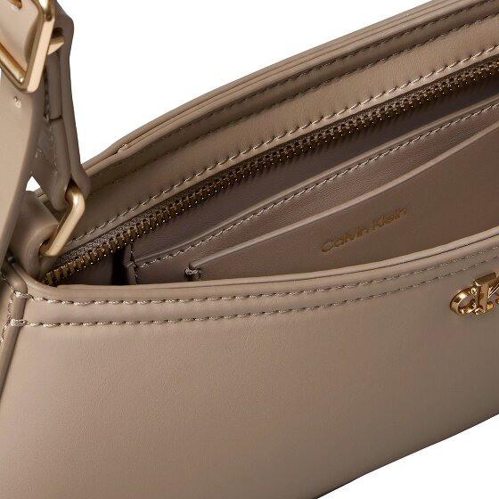 Calvin Klein CK Small Shoulder Bag 27 cm