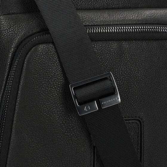 Piquadro Carl Shoulder bag Leather 22 cm