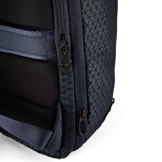 Piquadro Hex travel backpack 41 cm laptop compartment