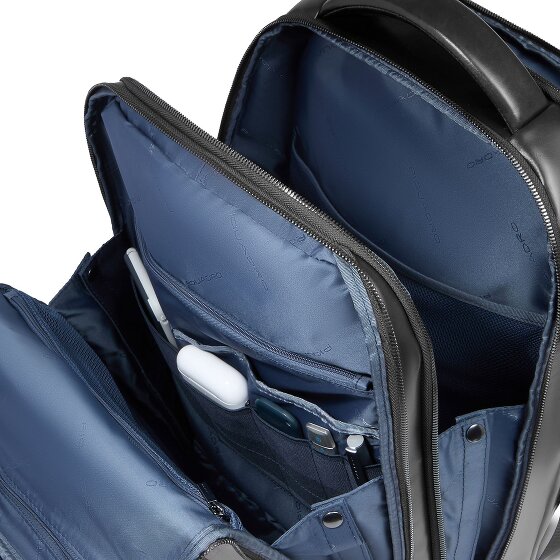 Piquadro Blue Square Daypack Leather 42 cm Laptop compartment