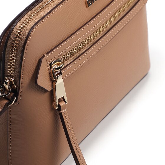 DKNY Bryant Ave Shoulder bag Leather 22 cm