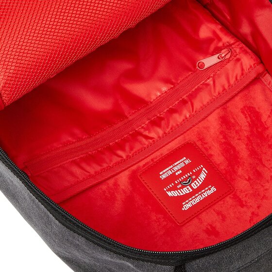 Sprayground Shark Central Daypack 46 cm Laptop compartment