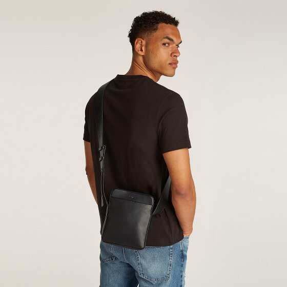 Calvin Klein CK Refined Mini Bag Shoulder Bag 17 cm