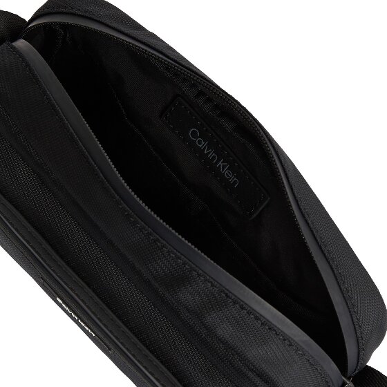 Calvin Klein CK Essential Shoulder bag 21 cm