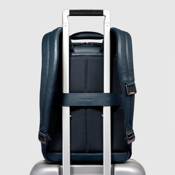 Piquadro Modus Special Daypack Leather 37 cm Laptop compartment