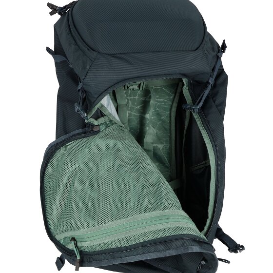 Thule Landmark travel backpack 55 cm laptop compartment