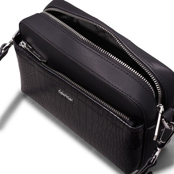 Calvin Klein CK Must Shoulder Bag 21.5 cm